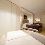 Luxury Center Observatori * Tirana