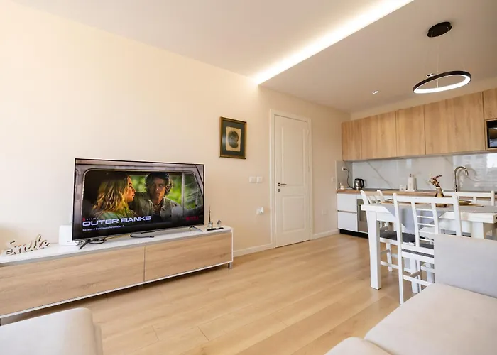 Luxury Center Observatori * Tirana