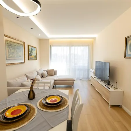 Luxury Center Observatori Apartament *