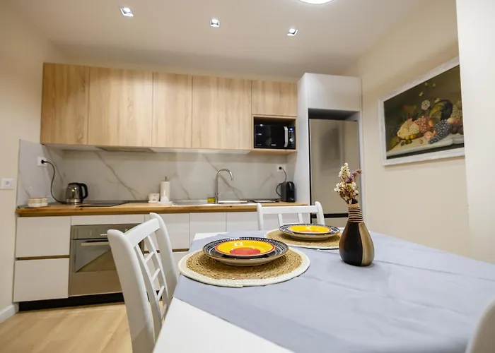 Luxury Center Observatori Apartment *