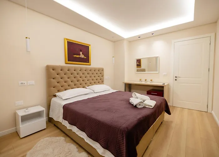 Apartment Luxury Center Observatori Tirana