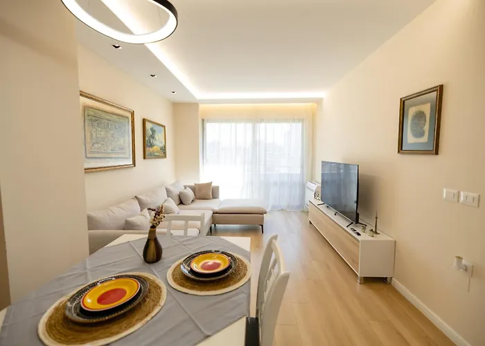 Luxury Center Observatori דירה *