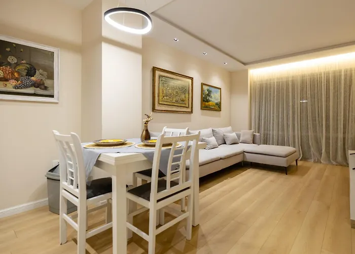 Apartment Luxury Center Observatori Tirana